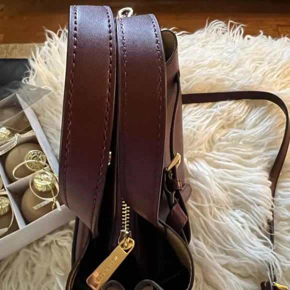 Michael Kors handbag Emelia Oxblood - Picture 6 of 9